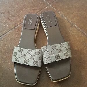 Gucci authentic clogs